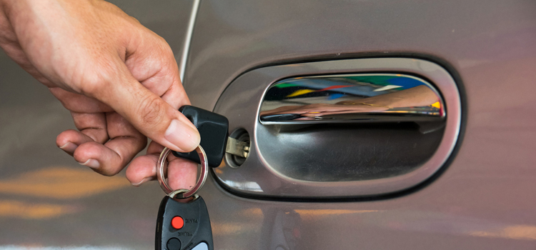 Car door lock repair in Home Gardens